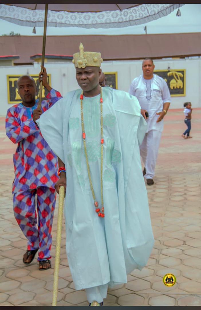 Oba Makama